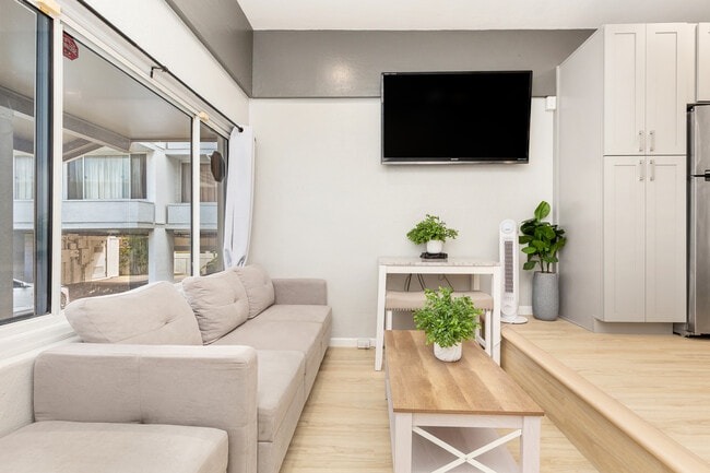1508 Kewalo St, Unit 101B in Honolulu, HI - Building Photo - Building Photo