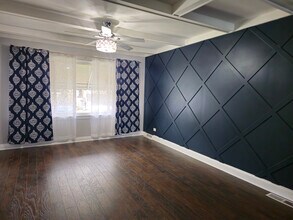 3725 W 60th St in Chicago, IL - Building Photo - Building Photo