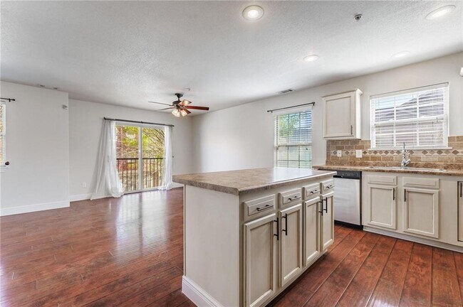 2851 W Redstone Dr in Fayetteville, AR - Building Photo - Building Photo
