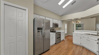 2319 Needham Dr in Valrico, FL - Building Photo - Building Photo