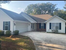 108 Winchester Ln in Warner Robins, GA - Building Photo