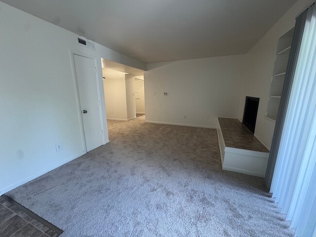 600 Reusens Rd, Unit N146