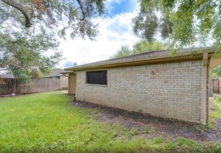 10727 Sagewillow Ln in Houston, TX - Building Photo - Building Photo