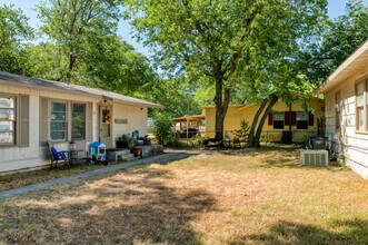 6161 Brocks Ln in Fort Worth, TX - Building Photo - Building Photo