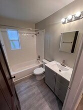 1573 Old Lane Ave, Unit Apt 2 in Kettering, OH - Building Photo - Building Photo