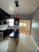 174 Hermann St in San Francisco, CA - Building Photo - Building Photo