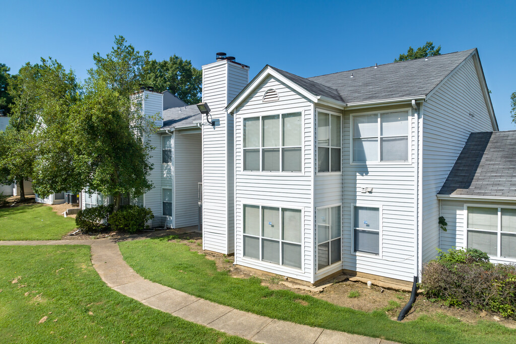 Stone Ridge at Germantown Falls Apartments in Memphis, TN ...