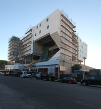 Star Apartments in Los Angeles, CA - Foto de edificio - Building Photo