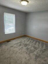 3110 Putnam Ave in Hurricane, WV - Foto de edificio - Building Photo