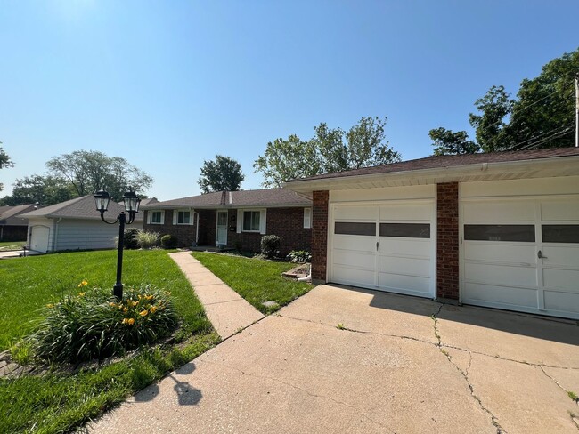 1701 NE 68th St in Kansas City, MO - Building Photo - Building Photo