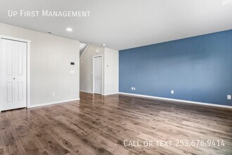 6914 Oleander Ave NE in Lacey, WA - Building Photo - Building Photo