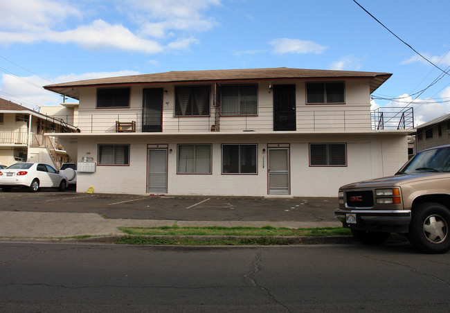 708 Olokele Ave in Honolulu, HI - Building Photo - Building Photo