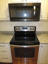 14 Garrison Ave, Unit #2 in Somerville, MA - Foto de edificio - Building Photo