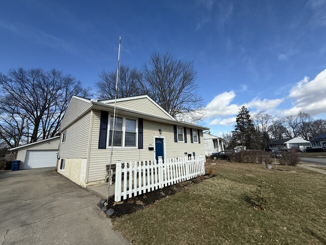 345 Lincolnshire Rd in Columbus, OH - Building Photo - Building Photo