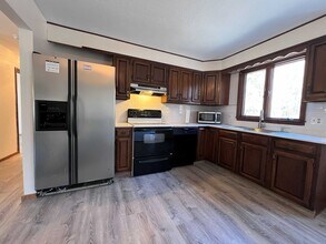 23 Hospital Rd in Templeton, MA - Building Photo - Building Photo