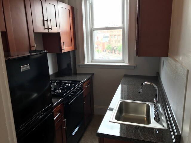 1295 Boylston St, Unit 44 in Boston, MA - Building Photo - Building Photo
