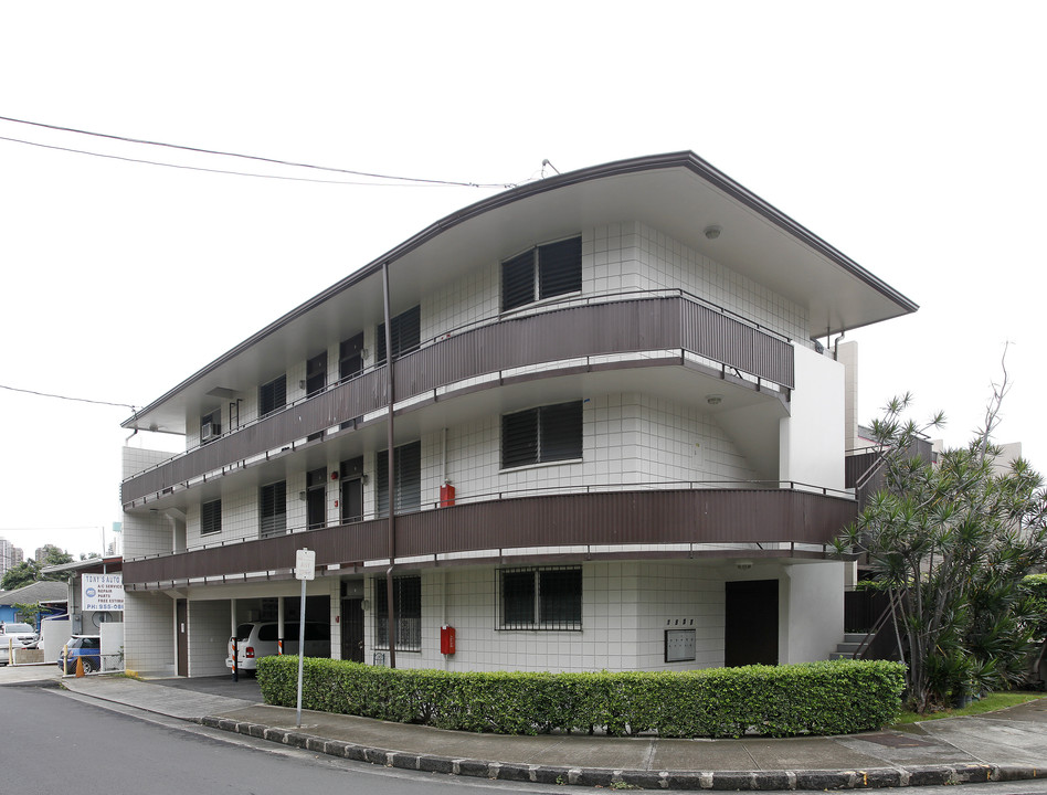 1837 YOUNG St in Honolulu, HI - Foto de edificio