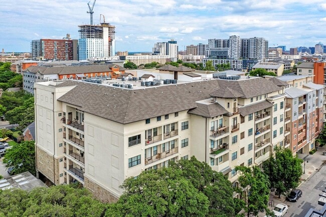 property at 2505 San Gabriel St