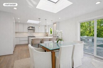 3 Southwood Ln in Westhampton Beach, NY - Building Photo - Building Photo