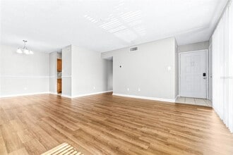 13287 Arbor Pointe Cir in Tampa, FL - Building Photo - Building Photo