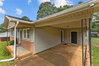7606 Sable Dr in Fayetteville, NC - Building Photo - Building Photo
