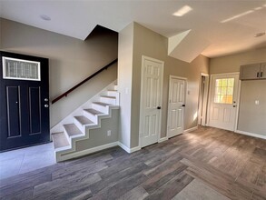 4106 White St in Bacliff, TX - Building Photo - Building Photo