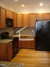 184 St Paul St in Brookline, MA - Building Photo - Building Photo