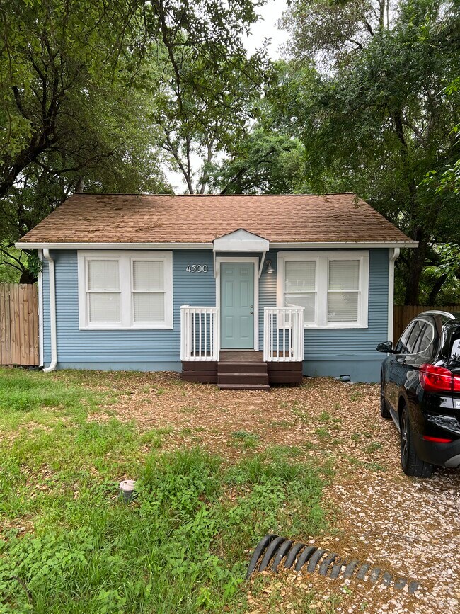 4500 Atlantis Dr in Austin, TX - Foto de edificio - Building Photo