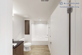 7400 Center Ave in Huntington Beach, CA - Building Photo - Building Photo