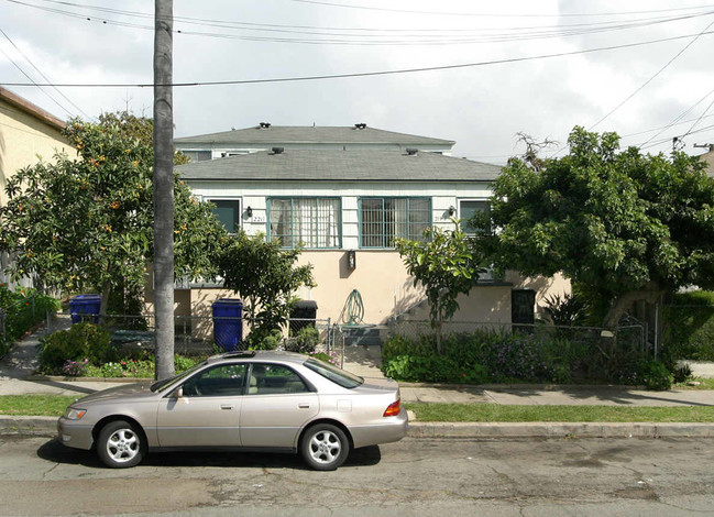 215-221 20th St in San Diego, CA - Foto de edificio - Building Photo