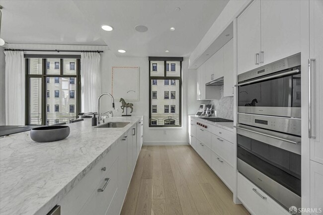 875 California St in San Francisco, CA - Building Photo - Building Photo