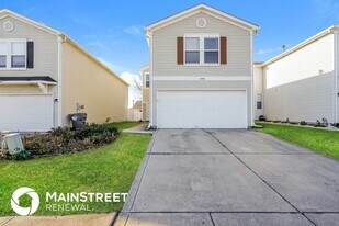 1290 Freemont Ln in Greenwood, IN - Building Photo