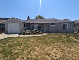 3032 Greenwood Dr in Fremont, CA - Building Photo