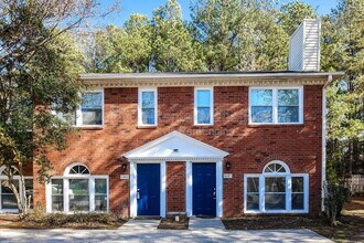 1307 Sweet Pine Dr in Norcross, GA - Building Photo - Building Photo