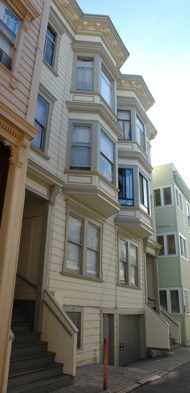 114-120 Jasper Pl in San Francisco, CA - Building Photo - Building Photo