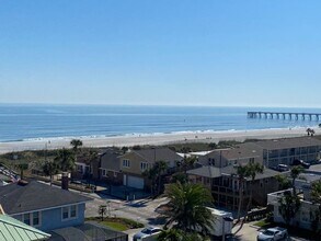 1126 1st St N in Jacksonville Beach, FL - Building Photo - Building Photo