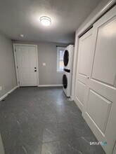 85 Cold Spring Cir in Naugatuck, CT - Building Photo - Building Photo