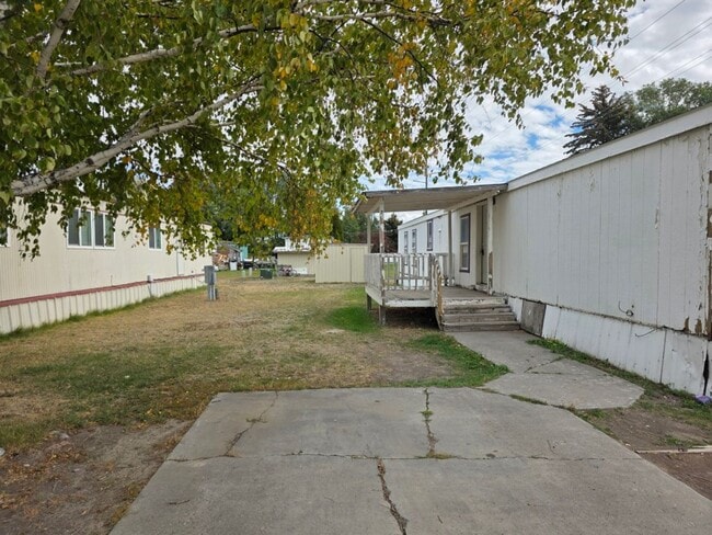 310 W 3rd S in Sugar City, ID - Building Photo - Building Photo