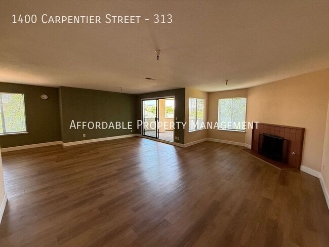 1400 Carpentier St in San Leandro, CA - Foto de edificio - Building Photo