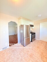 22618 Francis St in St. Clair Shores, MI - Building Photo - Building Photo