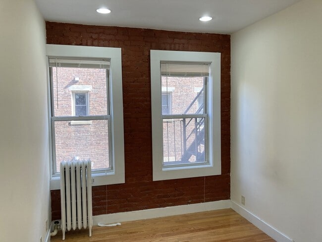 45 Hemenway St, Unit 10
