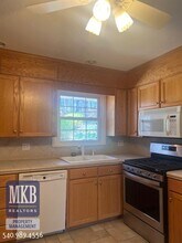 5527 Grandin Rd Ext in Cave Spring, VA - Building Photo - Building Photo
