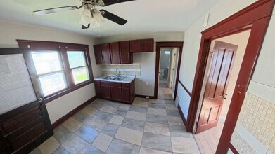 7515 Ottawa Rd in Cleveland, OH - Building Photo - Building Photo