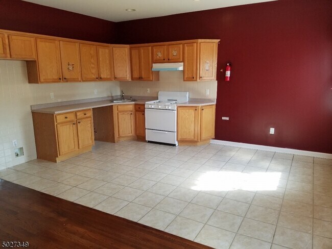 244 Mulberry St in Newark, NJ - Building Photo - Building Photo