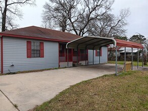 21427 North St in New Caney, TX - Building Photo - Building Photo
