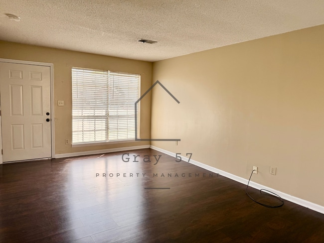 108 Hillsboro Ln in Helena, AL - Building Photo - Building Photo