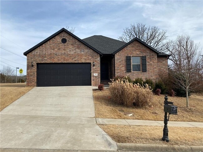 property at 108 S Woodsprings Dr