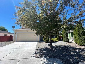 17910 Drift Creek Ct in Reno, NV - Foto de edificio - Building Photo