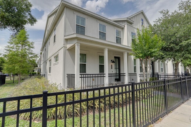 property at 1401 E Michigan St