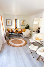 1721 Cleveland Ave in Cincinnati, OH - Foto de edificio - Building Photo